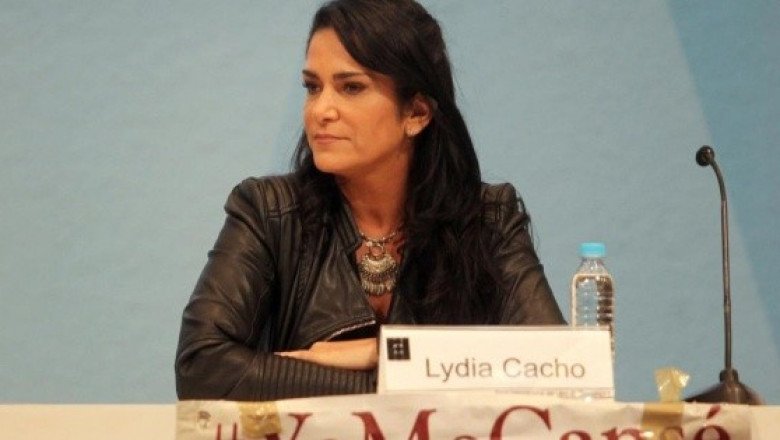 Lydia Cacho denuncia la cancelación de la ficha roja contra Kamel Nacif