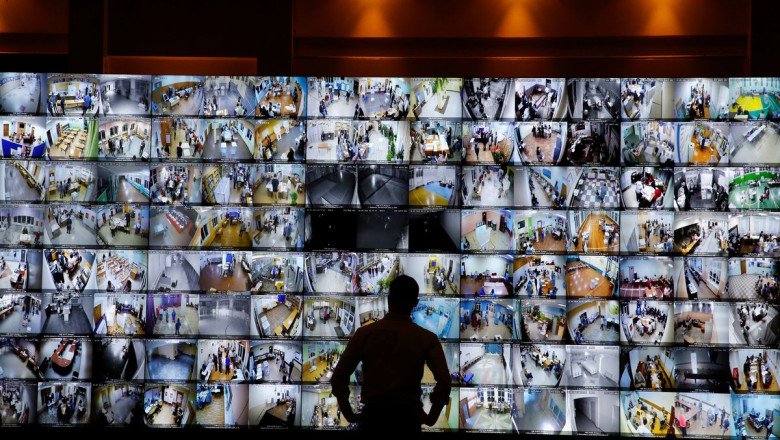 Rusia busca acallar las acusaciones sobre fraude electoral con una revisión del voto electrónico de Moscú