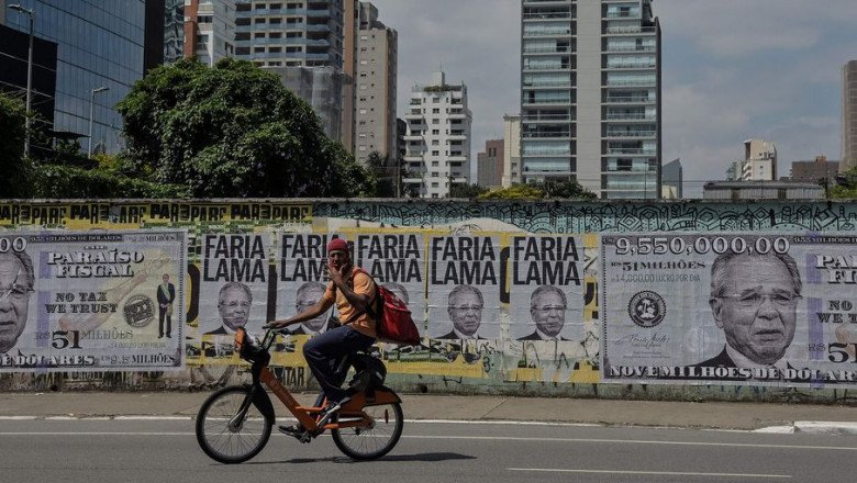Bolsonaro abandona la austeridad fiscal y pierde a cuatro cargos del ministerio de Economía