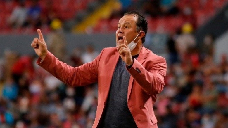 "Dormiré tranquilo": La reacción de Juan Reynoso tras empate de Cruz Azul ante Atlas