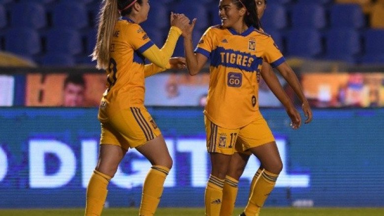 Jugadoras de Tigres presumen videollamada con crack del PSG