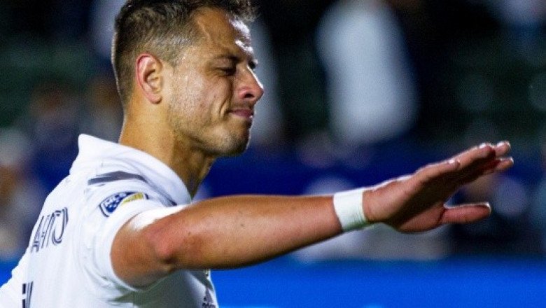 Al borde del llanto, "Chicharito" ofrece disculpas a afición del Galaxy