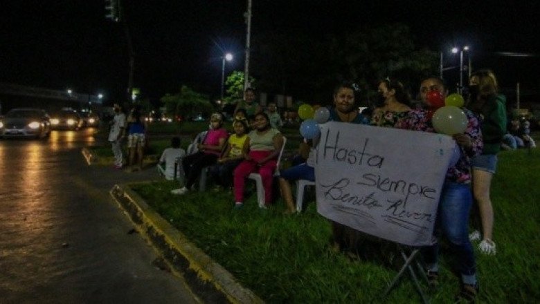 Cuerpo de Octavio Ocaña es recibido en Tabasco con demandas de justicia