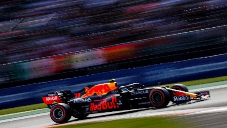 Red Bull intercambió piezas del auto de "Checo" Pérez y Verstappen