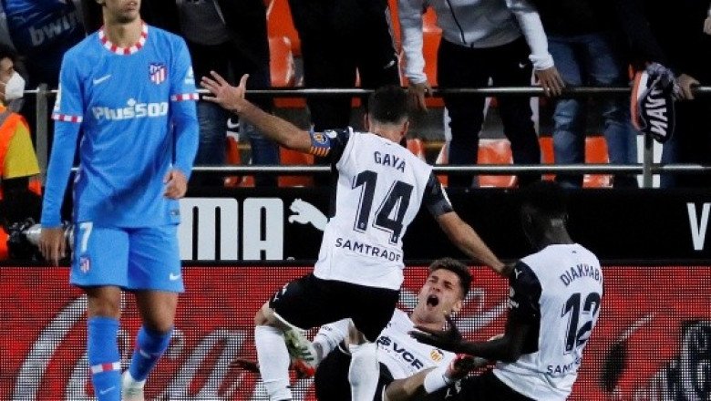 Valencia empata ante el Atlético con dos goles en el descuento