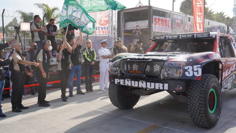Dio banderazo la Gobernadora Marina del Pilar al arranque de la BAJA 1000
