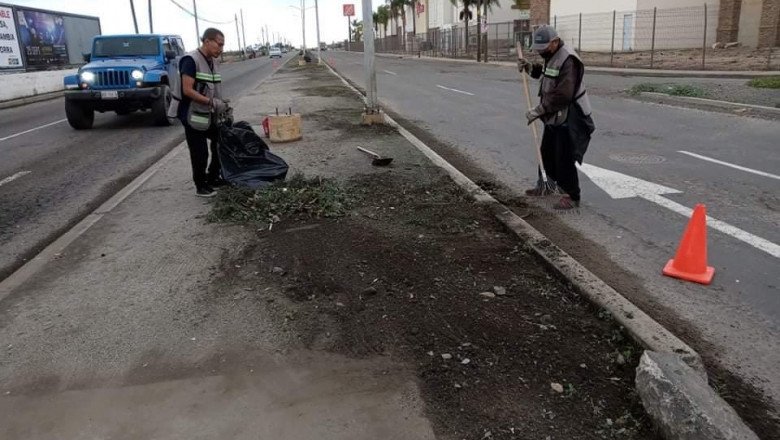Inicia limpieza de vialidades tras las lluvias