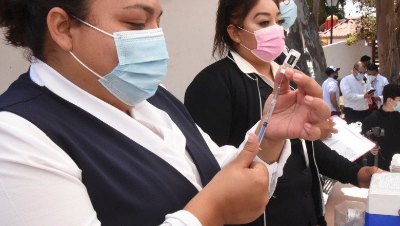 En Ensenada aplican hoy refuerzo de vacuna contra COVID-19 para personas de 40 a 50 años