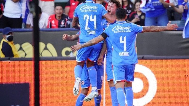 Cruz Azul se impone al Atlas en penales y se queda con la Supercopa