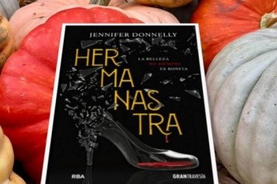 “Hermanastra” de Jennifer Donnelly