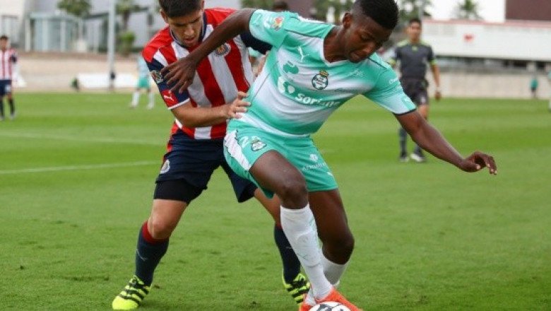 ¿Quién es Joao Maleck, el futbolista involucrado en un choque fatal en Guadalajara?