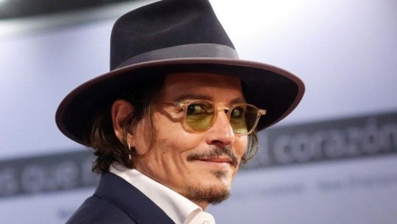 ¡Sorprende a todos! Johnny Depp reaparece con un nuevo look