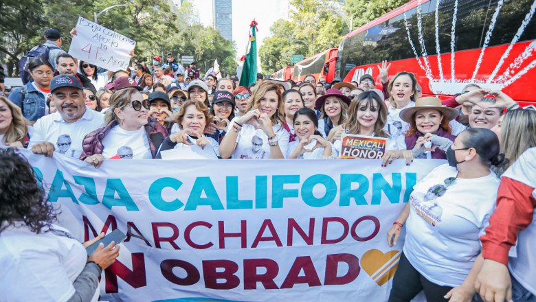 Acompañó Marina del Pilar a Presidente López Obrador durante marcha