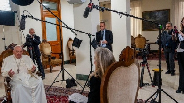 "Ser homosexual no es un delito", reitera el papa Francisco en entrevista