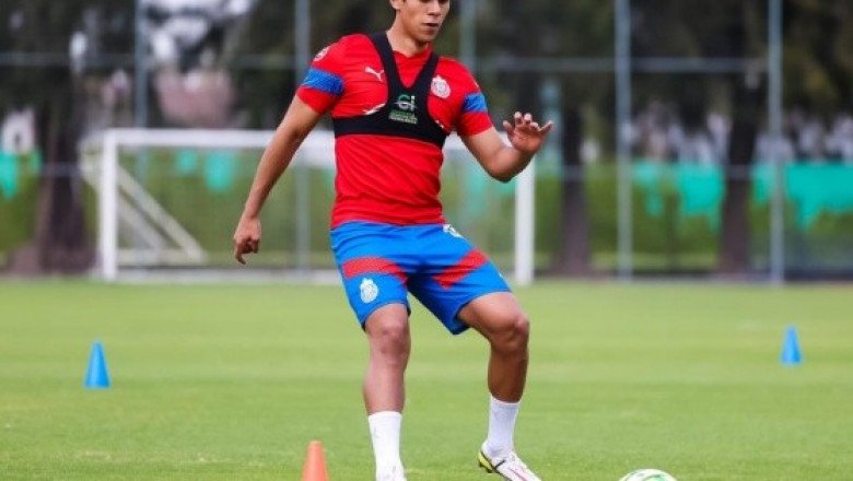 ¡Sonríe el futbol! Macías ya entrena con Chivas