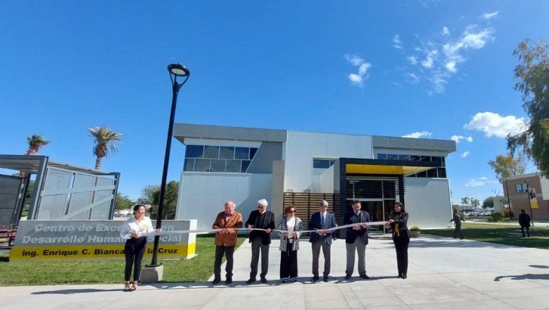 INAUGURAN EL CENTRO DE EXCELENCIA EN DESARROLLO HUMANO Y SOCIAL ING. ENRIQUE C. BLANCAS DE LA CRUZ DE CETYS UNIVERSIDAD