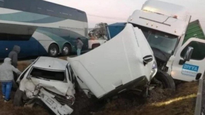 Reportan tres muertos tras carambola en la autopista Toluca-Naucalpan