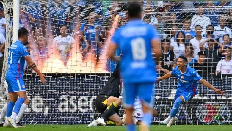 ¿Dónde ver EN VIVO el partido Cruz Azul vs Pumas?