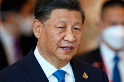 Xi Jinping se postula como mediador tras hablar con Zelenski