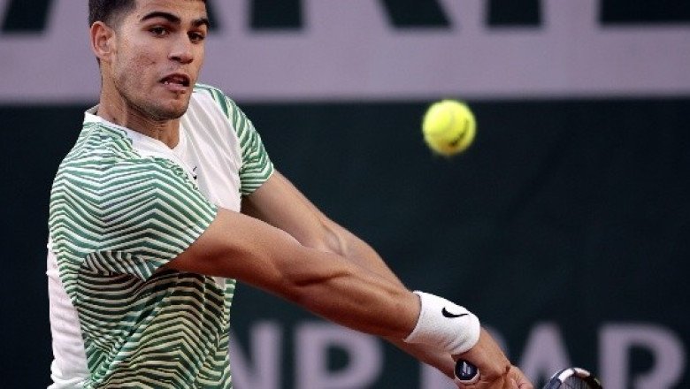 Djokovic y Alcaraz abren sin problemas