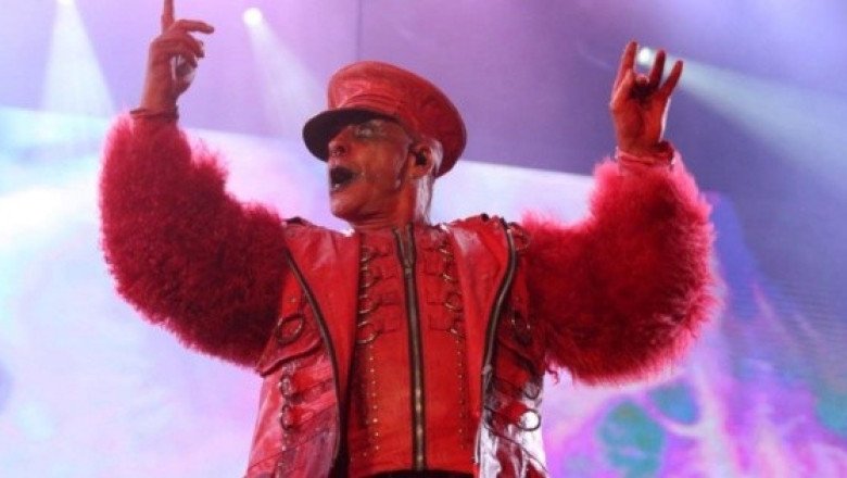 Anuncian acciones legales por acusaciones de acoso contra cantante de Rammstein