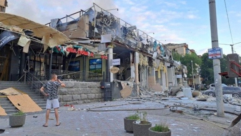 Ataque ruso contra pizzería en el este de Ucrania deja 10 fallecidos