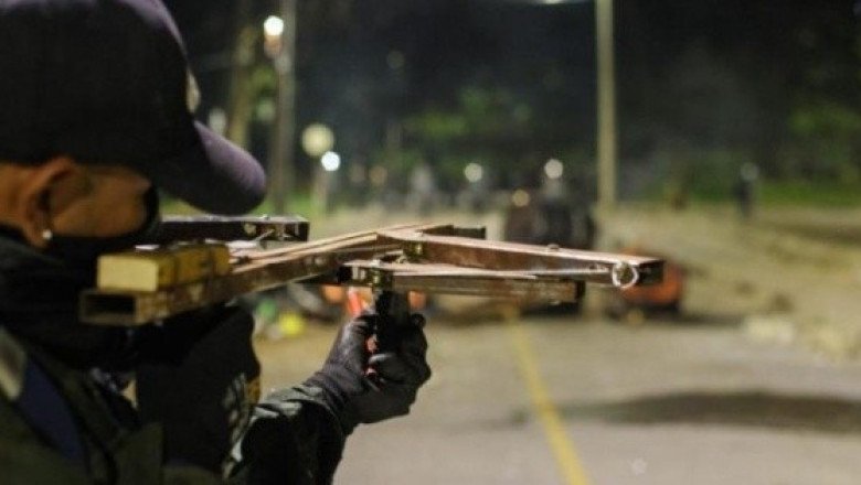 Detienen a hombre acusado de matar a su hija recién nacida con una ballesta en Estados Unidos