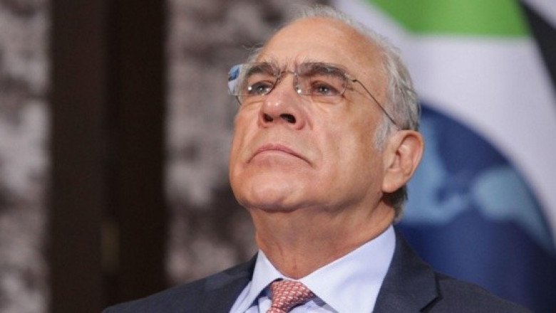 Gurría se bajó del proceso porque no juntaría 150 mil firmas: López Obrador