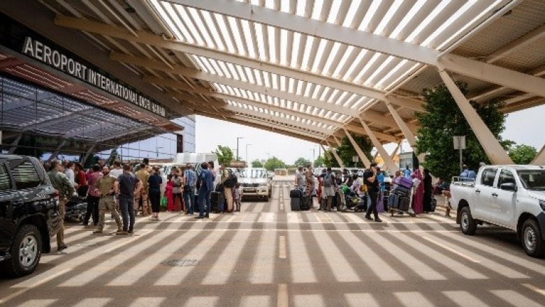 Intensifica la crisis en Níger; extranjeros comienzan a salir