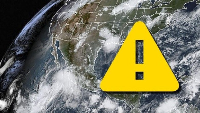 Huracán "Dora" se intensifica nuevamente y alcanza la categoría 4