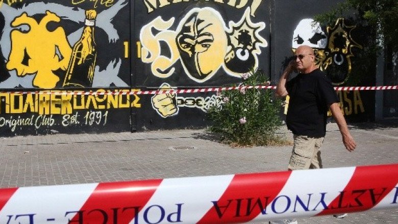 La UEFA aplaza por violencia el partido AEK vs Dinamo Zagreb