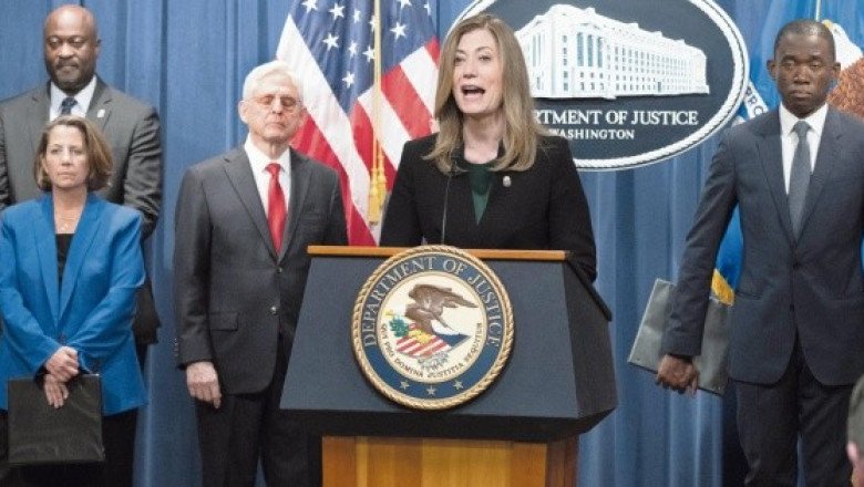 EU acusa a empresas chinas de facilitar producción y distribución