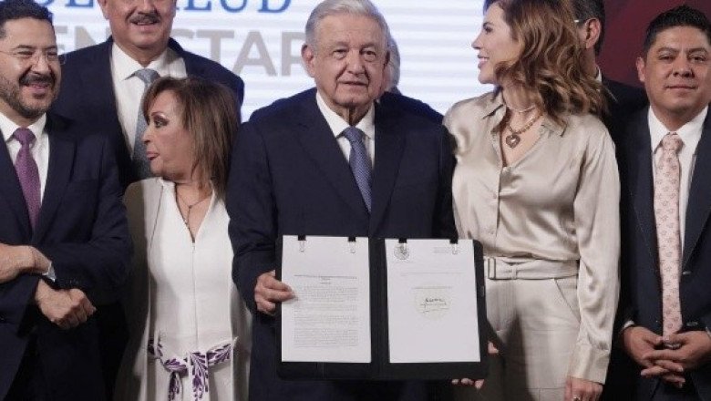 López Obrador firma acuerdo para garantizar servicios médicos y medicinas gratis
