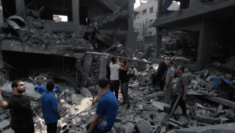 Ataques de Israel a Gaza suman 7 mil 703 muertos