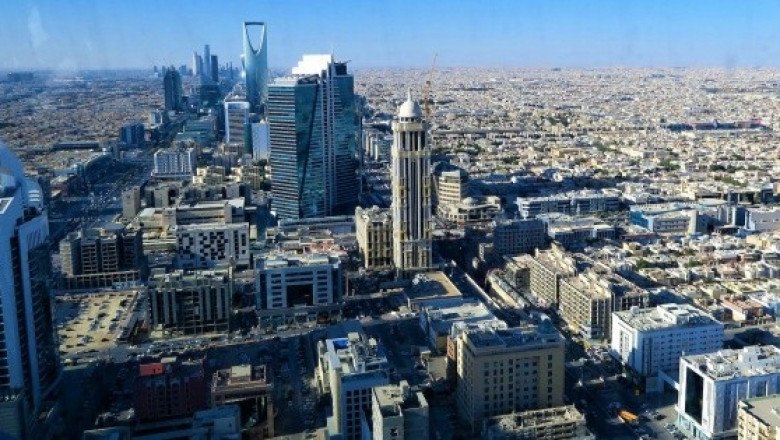 ¿Cuánto cuesta viajar a Arabia Saudita desde México?