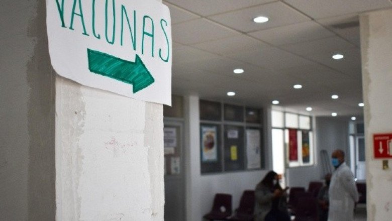 López Obrador rechaza regular precio de vacunas anti COVID-19