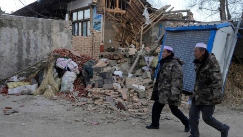 China: Terremoto de magnitud 6.2 deja 131 fallecidos