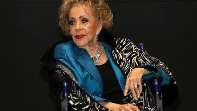 Silvia Pinal está hospitalizada por influenza