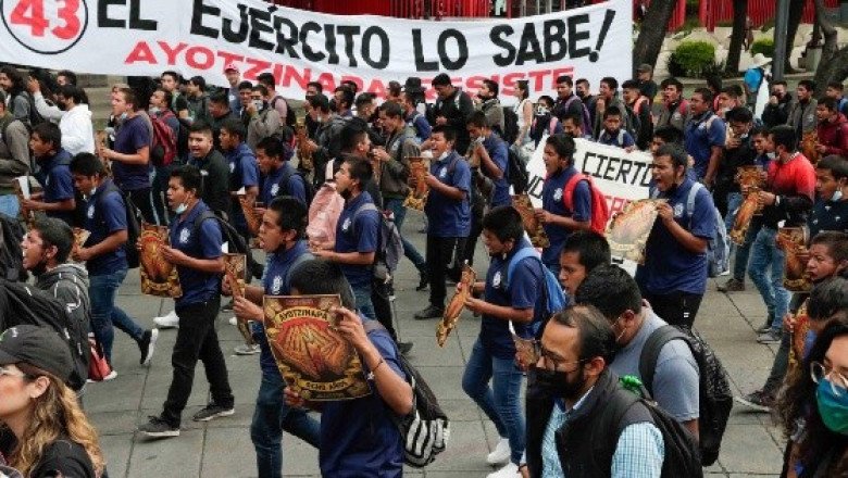 Ayotzinapa: Ocho militares salen de prisión