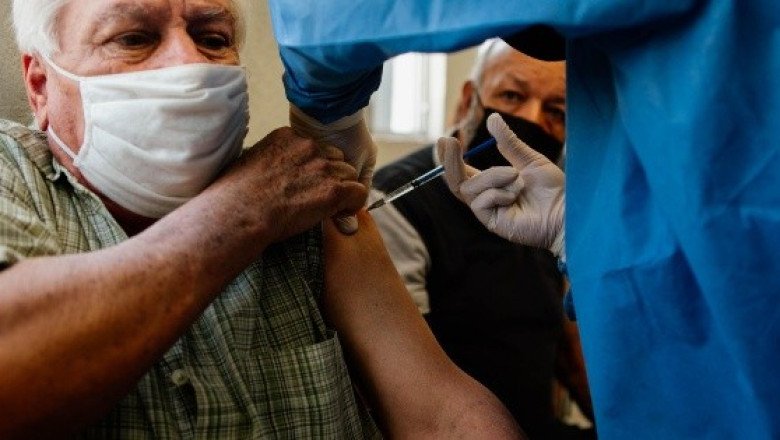 Este es el número de casos COVID que se detectan al día