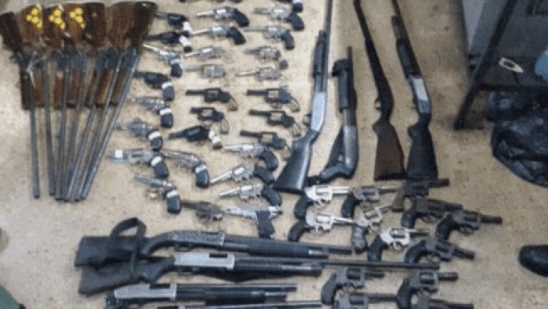 Más de mil armas y explosivos han sido incautados durante el estado de excepción de Ecuador