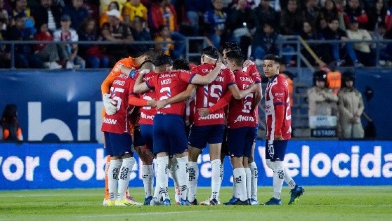 Chivas viaja a Canadá sin cuatro de sus titulares