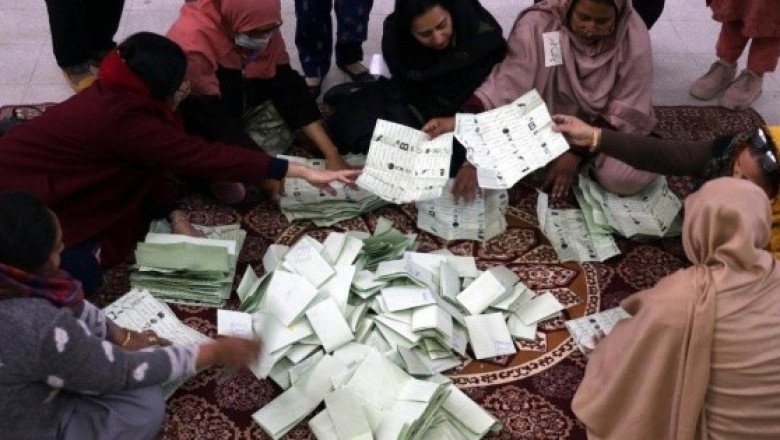 Violencia en el recuento electoral en Pakistán: Al menos 2 muertos y 9 heridos