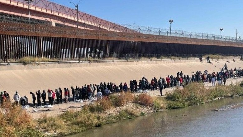 ¿Cuál es la causa de la disminución de migrantes que cruzan la frontera entre México y EU?