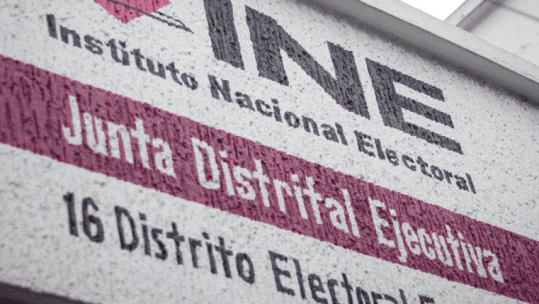 El INE propone reducir esta cantidad en multas a partidos por precampaña