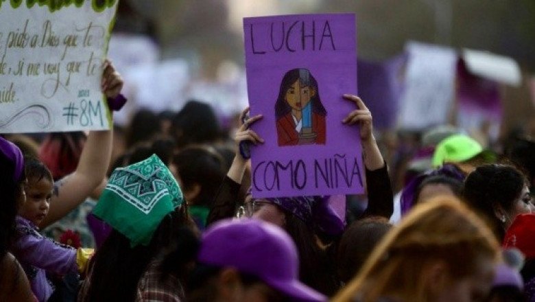 En el mundo, 1 de cada 10 mujeres vive en pobreza extrema