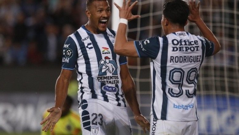 Con goleada, Pachuca avanza a cuartos de final de Concachampions
