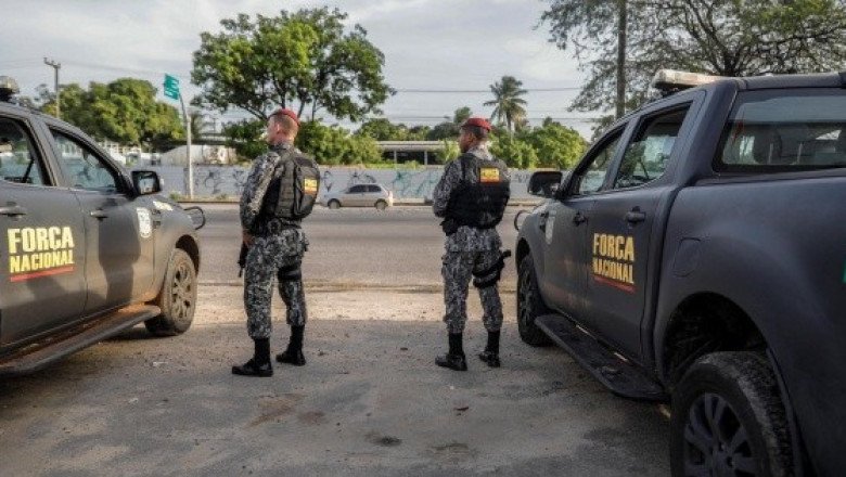 Policía de Río de Janeiro rescata a 17 rehenes tomados por un hombre armado en un autobús