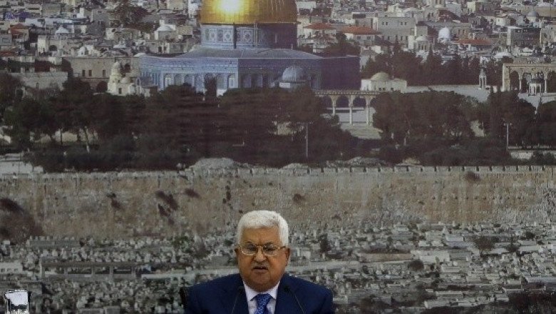 Presidente de Palestina designa como primer ministro a su asesor económico