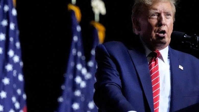 Trump acude a corte en Florida para desestimar cargos penales